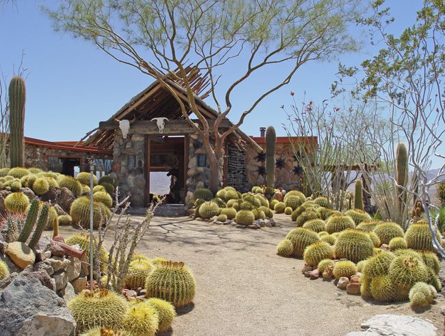 Mojave Rock Ranch Reinvents the Desert Garden | Garden Design