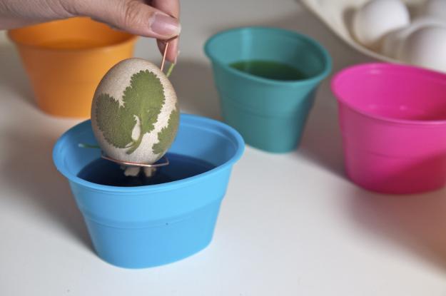 dying easter eggs