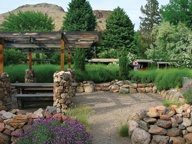 Oregon garden 4
