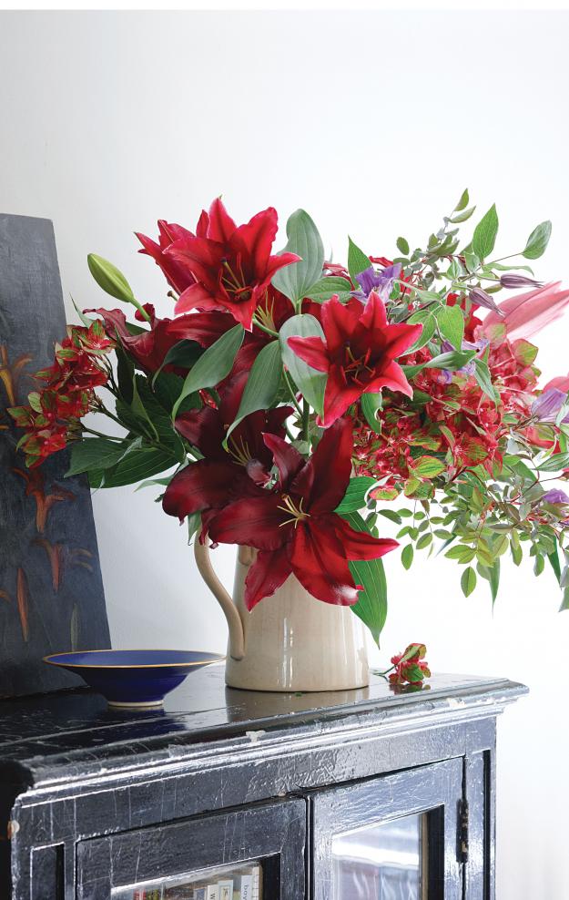 GildingLilies04.jpg Lilies 04