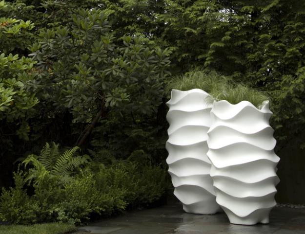 Marie Khouri planters