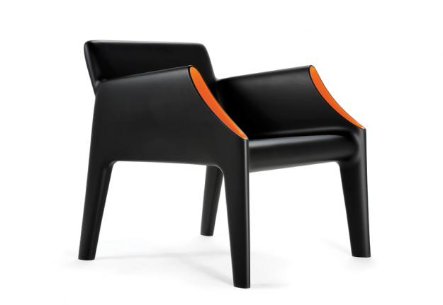 Philippe Starck’s molded armchair for Kartell