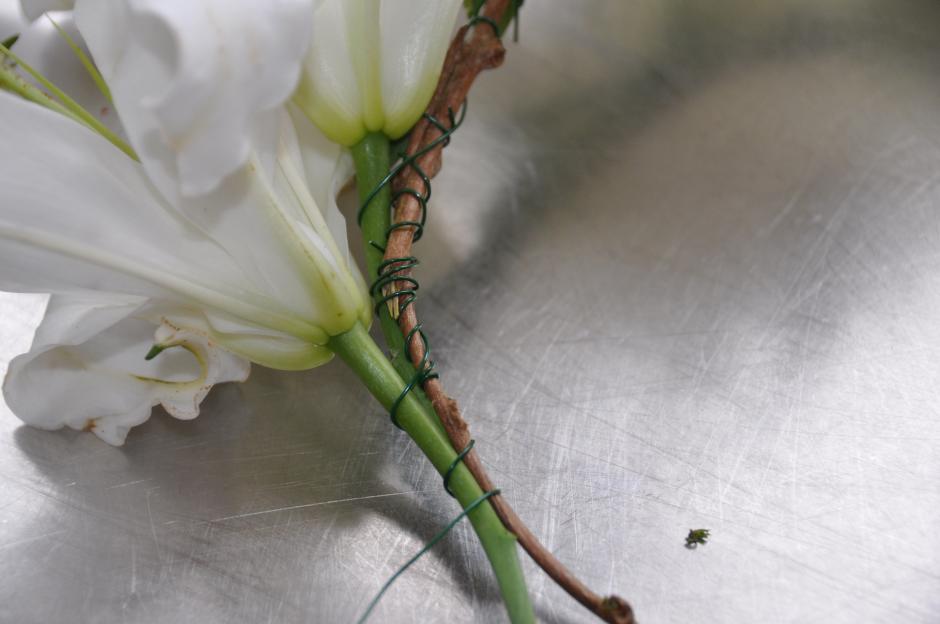 wiring flowers to wreath