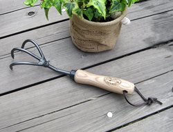 3-Tine Culitvator
Garden Design
Calimesa, CA