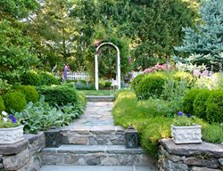 Arbor And Steps In Garden
Garden Design
Calimesa, CA