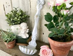 Cast Metal Ladle
Carolynn Dilbeck
Calimesa, CA