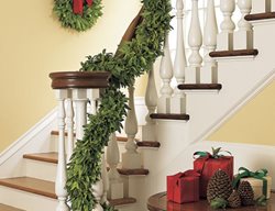 Fresh Garland, Bay Leaf Garland
William Sonoma

