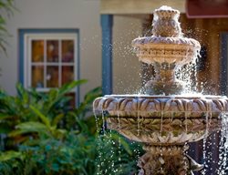 Garden Fountain
Shutterstock.com
New York, NY