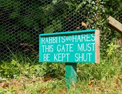 Garden Sign, Gate Closed
Shutterstock.com
New York, NY