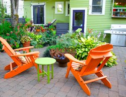 Green And Orange Patio
Garden Design
Calimesa, CA