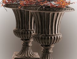 Henfeathers Classic Venetian Fluted Urn Pair
Garden Design
Calimesa, CA