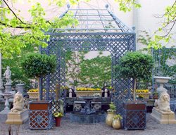 Lattice Gloriette
Detroit Garden Works
Sylvan Lake, MI