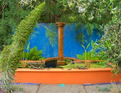 Orange And Blue Water Feature
Garden Design
Calimesa, CA