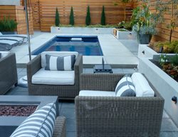 Pool, Fire Pit, Furniture
Garden Design
Calimesa, CA