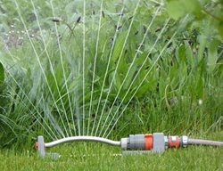 Portable Sprinkler, Rotating Sprinkler
Pixabay

