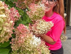 Samantha Ulasy
Garden Design
Calimesa, CA