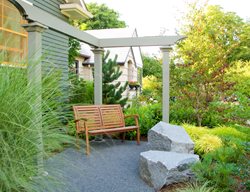 Side Yard With Bench And Gravel
Garden Design
Calimesa, CA