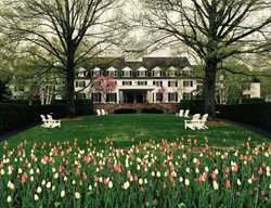 Spring, Woodstock Inn
Woodstock Inn & Resort
Woodstock, WA