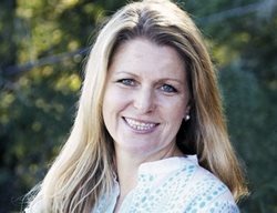 Stefani Bittner 
Garden Crossings
Zeeland, MI