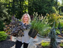 Steph - Hooked And Rooted
Garden Design
Calimesa, CA
