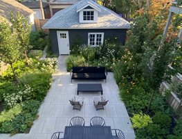 Backyard And Home
Fieldwork Design Group
IL