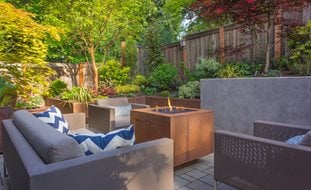 Outdoor Living Room, Retaining Walls
Garden Design
Calimesa, CA