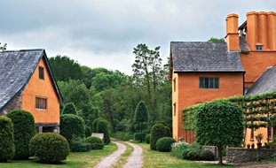 Arne Maynard
London, England