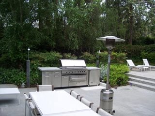 Kitchen, Sleek
Garden Design
Calimesa, CA