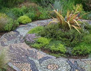 Pebble Mosaic Walkways | Garden Design