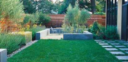 Minimalist Garden, Small Lawn
Bernard Trianor + Associates
Monterey, CA