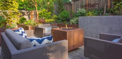 Outdoor Living Room, Retaining Walls
Garden Design
Calimesa, CA