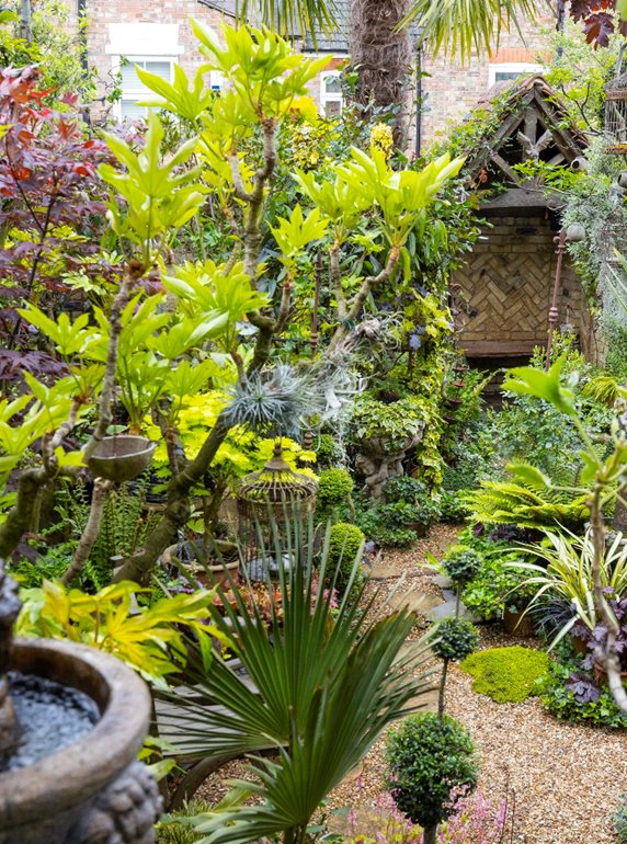 Foliage garden with fountain