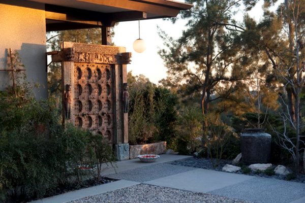 A Pasadena Garden by Heather Lenkin
Garden Design
Calimesa, CA
