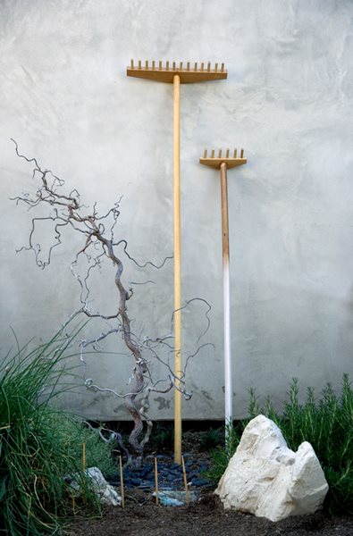 A Pasadena Garden by Heather Lenkin
Garden Design
Calimesa, CA