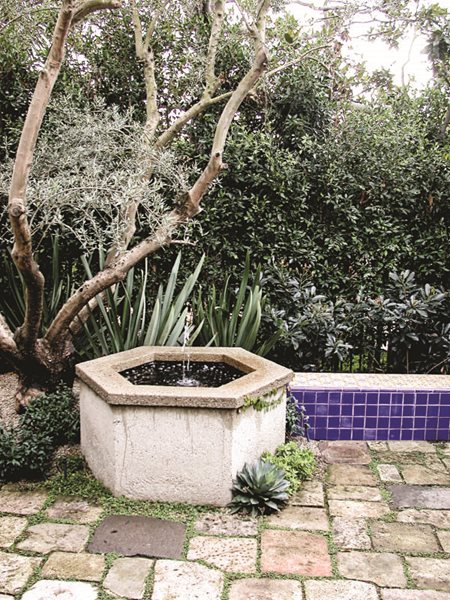 At Home with Scott Shrader: Photo Gallery
Garden Design
Calimesa, CA