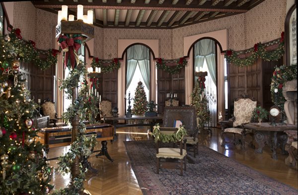 Celebrate the Nature of Christmas at Biltmore
Garden Design
Calimesa, CA