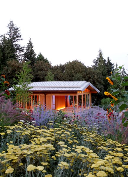 "Dream Team's" Portland Garden
Garden Design
Calimesa, CA
