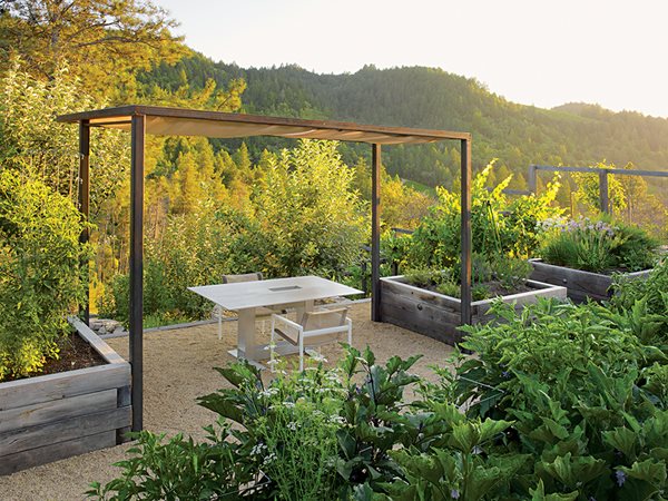 Eat, Play, Lounge
Garden Design
Calimesa, CA