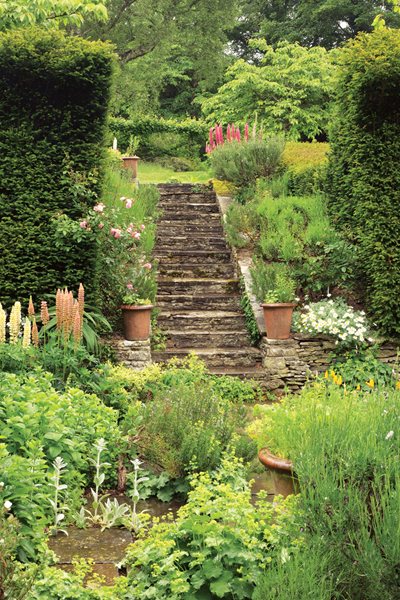 Isabel and Julian Bannerman's Romantic English Gardens, Slide Show - Gallery | Garden Design Isabel and Julian Bannerman's Romantic English Gardens, Slide Show - Gallery | Garden Design on Isabel And Julian Bannerman
id=91263