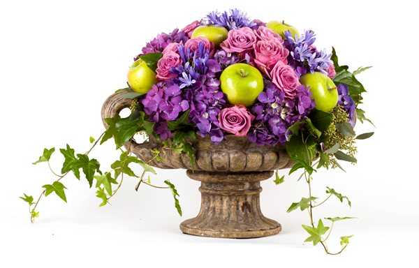 Lee James — Floral Design
Garden Design
Calimesa, CA