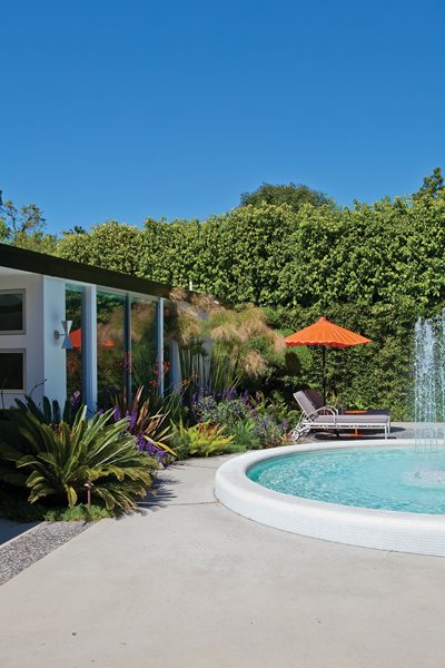 Open Invitation: Beverly Hills Glamour, Photo Gallery
Garden Design
Calimesa, CA