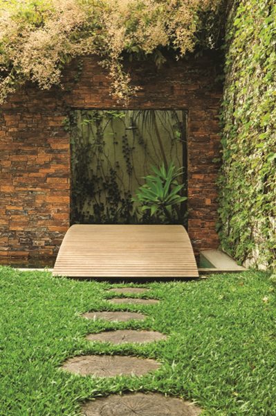 Sao Paulo, Brazil Gardens
Garden Design
Calimesa, CA