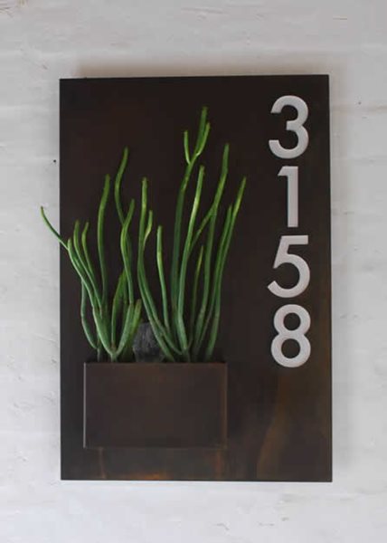 Simple Solutions for Hanging Gardens
Garden Design
Calimesa, CA
