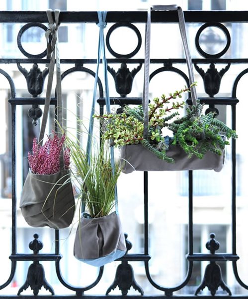 Simple Solutions for Hanging Gardens
Garden Design
Calimesa, CA