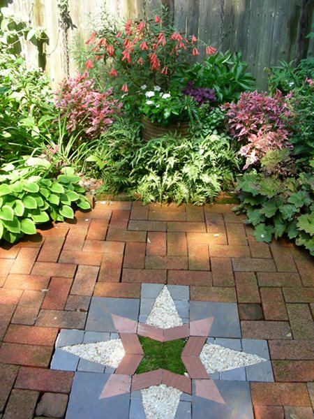 Small Garden, Big Interest
Garden Design
Calimesa, CA