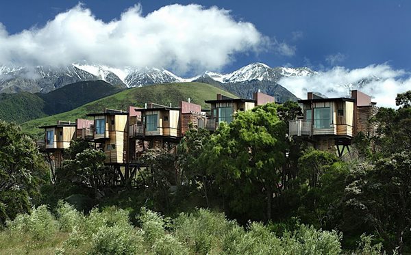 Tree House Hotels
Garden Design
Calimesa, CA