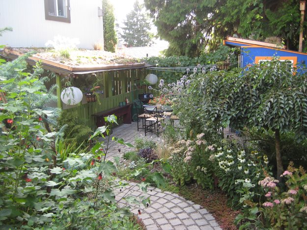 04_eco-Friendly_rooftop_gardens
Garden Design
Calimesa, CA