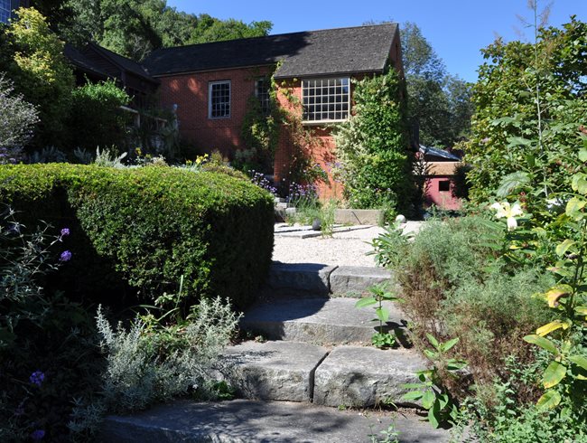 Hollister House Garden 
Garden Design
Calimesa, CA