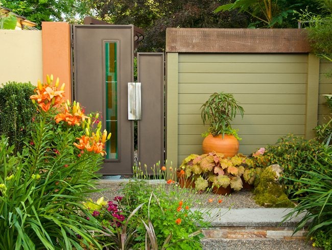Focal Point Landscaping Ideas to Define Your Garden | Garden Design