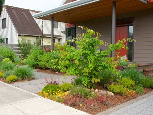 Front Yard Pavers And Gravel
Garden Design
Calimesa, CA